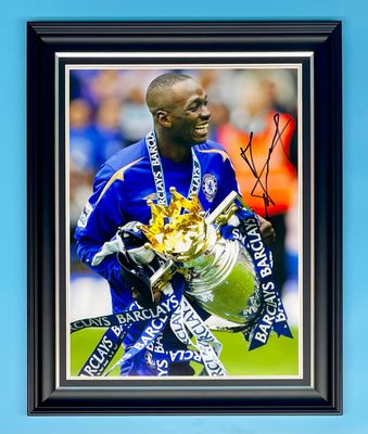 Claude Makelele Signed Photo In Luxury Handmade Wooden Frame & AFTAL Member Certificate Of Authenticity Chelsea Poster Football Soccer Memorabilia Autograph