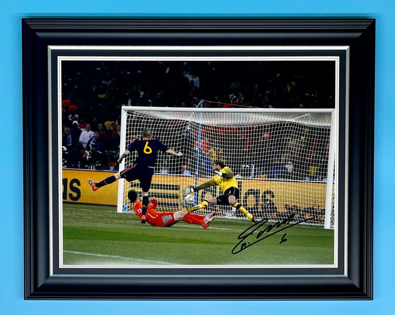 Andres Iniesta Signed Photo In Luxury Handmade Wooden Frame & AFTAL Member Certificate Of Authenticity Spain Poster Football Soccer Memorabilia Autograph
