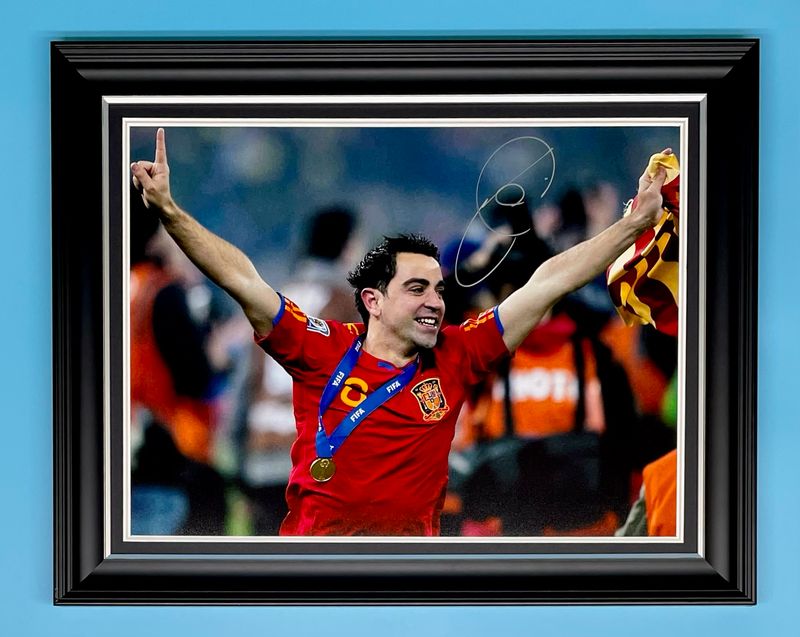 Xavi Signed Photo In Luxury Handmade Wooden Frame & AFTAL Member Certificate Of Authenticity Spain Poster Football Soccer Memorabilia Autograph