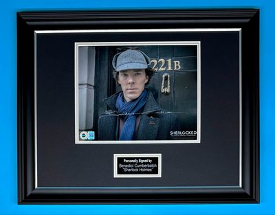 Benedict Cumberbatch Signed Photo In Luxury Handmade Wooden Frame With SWAU Verification & AFTAL Member Certificate Of Authenticity Sherlock Holmes Poster Movie Film TV Memorabilia Autograph Auto