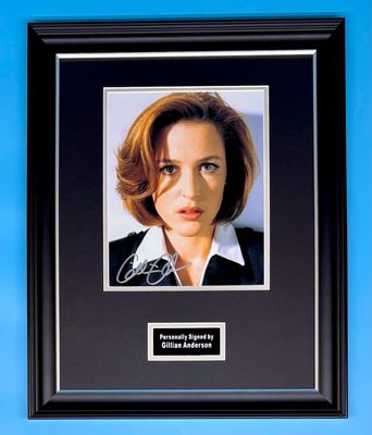 Gillian Anderson Signed Photo In Luxury Handmade Wooden Frame & AFTAL Member Certificate Of Authenticity The X Files Poster Movie Film TV Memorabilia Autograph Auto