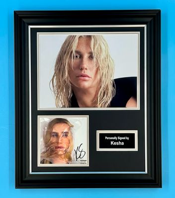 Kesha Signed Photo In Luxury Handmade Wooden Frame & AFTAL Member Certificate Of Authenticity Gag Order Poster Music Memorabilia Autograph Auto