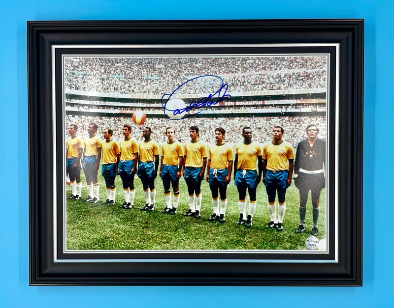 Carlos Alberto Signed Photo In Luxury Handmade Wooden Frame & AFTAL Member Certificate Of Authenticity Brazil Poster Football Soccer Memorabilia Autograph Auto