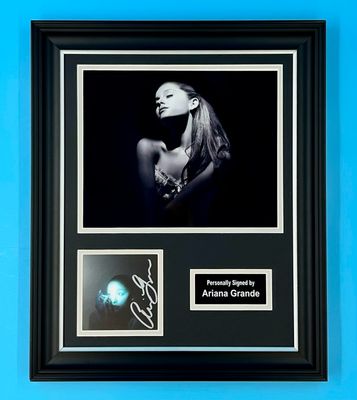 Ariana Grande Signed Photo In Luxury Handmade Wooden Frame & Certificate Of Authenticity Poster Music Memorabilia Autograph Auto