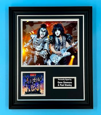 Kiss Signed Photo In Luxury Handmade Wooden Frame & Certificate Of Authenticity Destroyer Poster Music Memorabilia Gene Simmons Paul Stanley Autograph Auto Kiss Signed Photo In Luxury Handmade Wooden Frame & Certificate Of Authenticity Destroyer Poster Music Memorabilia Gene Simmons Paul Stanley Autograph Auto