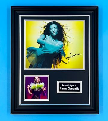 Marina Diamandis Signed Photo In Luxury Handmade Wooden Frame & Certificate Of Authenticity Poster Music Memorabilia Autograph Auto