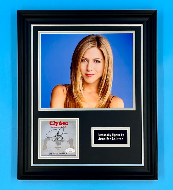 Jennifer Aniston Signed Photo In Luxury Handmade Wooden Frame With JSA Verification & Certificate Of Authenticity Friends Poster Movie Film TV Memorabilia Autograph Auto