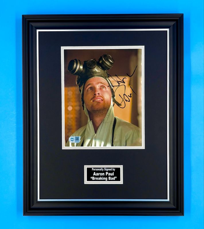 Aaron Paul Signed Photo In Luxury Handmade Wooden Frame With SWAU Verification & Certificate Of Authenticity Breaking Bad Poster Movie Film TV Memorabilia Jesse Pinkman Autograph Auto