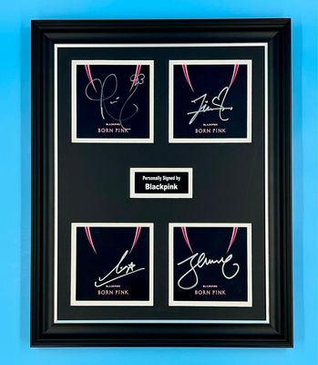 Blackpink Signed Photo In Luxury Handmade Wooden Frame & Certificate Of Authenticity Born Pink Poster Music Memorabilia Lisa Jennie Rose Jisoo Autograph Auto