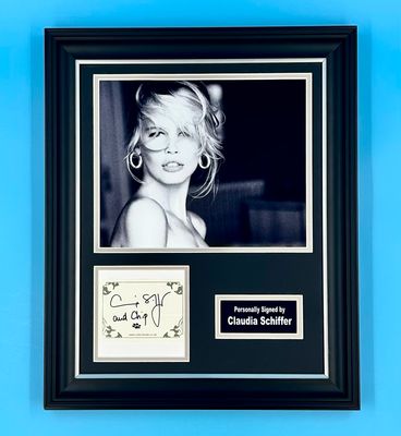 Claudia Schiffer Signed Photo In Luxury Handmade Wooden Frame & Certificate Of Authenticity Movie Film TV Memorabilia Autograph Auto Poster