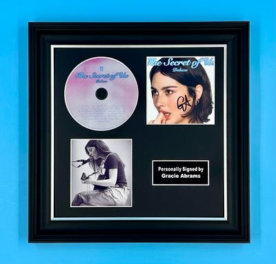 Gracie Abrams Signed Photo & CD In Luxury Handmade Wooden Frame & Certificate Of Authenticity Music Memorabilia Autograph Auto The Secret Of Us Deluxe Poster Gracie Abrams Signed Photo & CD In Luxury Handmade Wooden Frame & Certificate Of Authenticity Music Memorabilia Autograph Auto The Secret Of Us Deluxe Poster