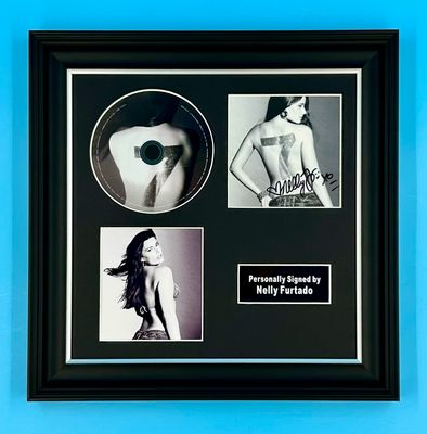 Nelly Furtado Signed Photo & CD In Luxury Handmade Wooden Frame & Certificate Of Authenticity Music Memorabilia Autograph Auto 7 Poster