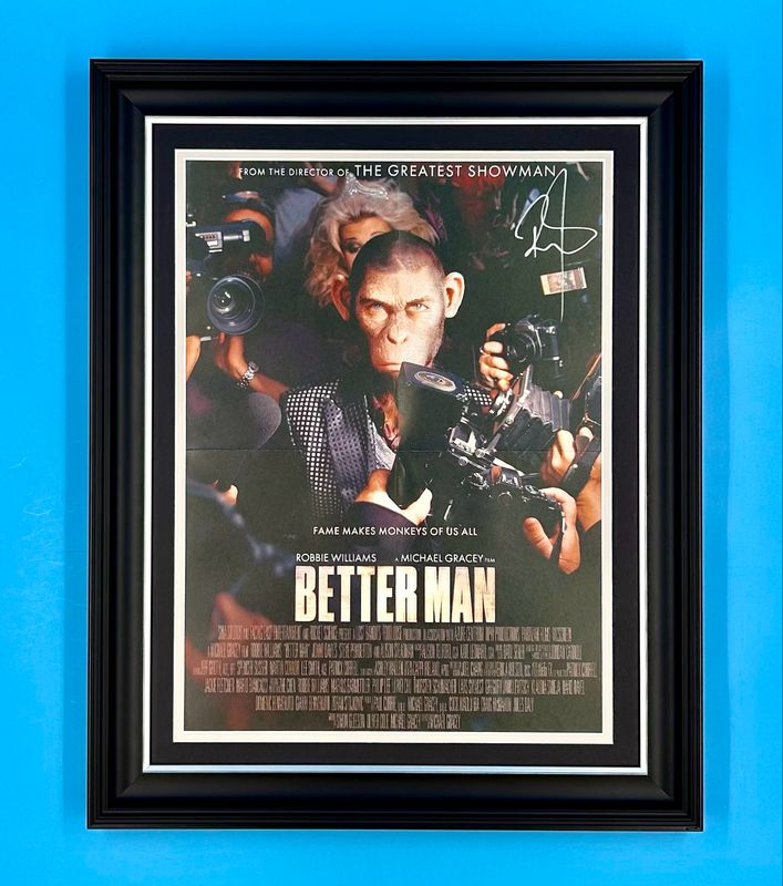 Robbie Williams Signed Photo In Luxury Handmade Wooden Frame & Certificate Of Authenticity Movie Music Memorabilia Autograph Auto Better Man Poster