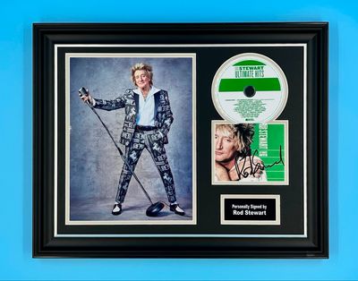 Rod Stewart Signed Photo & CD In Luxury Handmade Wooden Frame & Certificate Of Authenticity Music Memorabilia Autograph Auto Ultimate Hits Poster