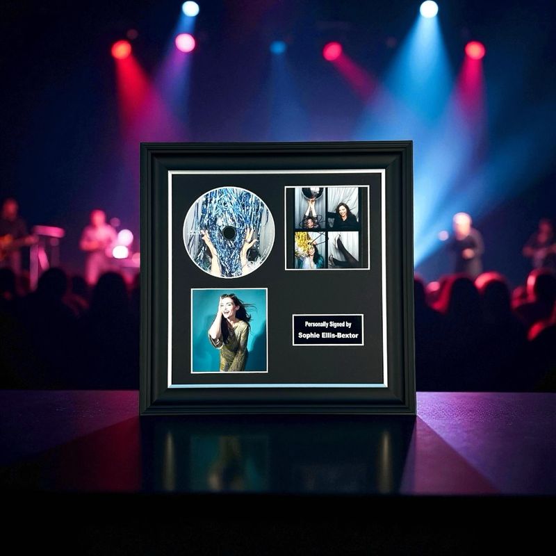Sophie Ellis-Bexter Hand Signed “Perimenopop” CD Photo Display In Luxury Handmade Wooden Frame & Certificate of Authenticity Autographed Music Memorabilia Poster Sophie Ellis-Bexter Hand Signed “Perimenopop” CD Photo Display In Luxury Handmade Wooden Frame & Certificate of Authenticity Autographed Music Memorabilia Poster