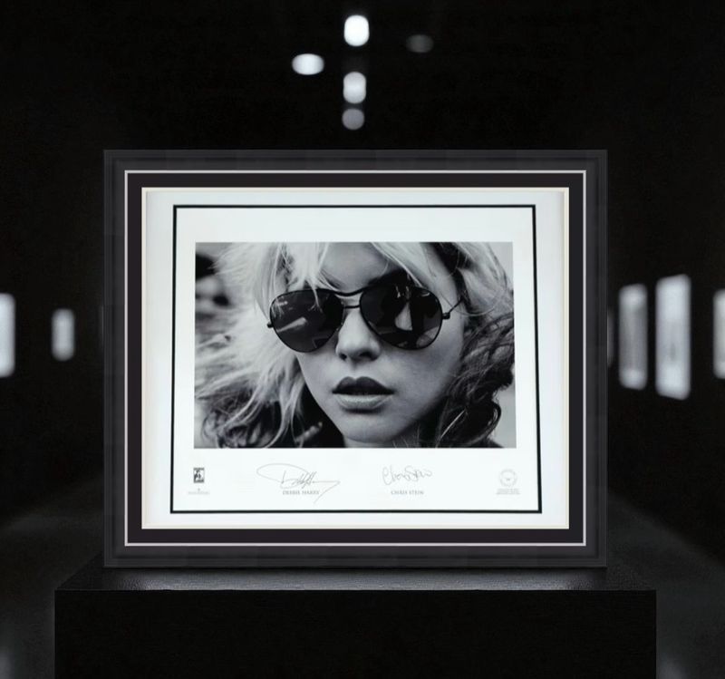 BLONDIE Debbie Harry & Chris Stern Hand Signed Iconic “Reflection” Limited Edition Fine Art Print In Luxury Handmade Wooden Frame & Certificates of Authenticity Autograph Music Memorabilia Poster BLONDIE Debbie Harry & Chris Stern Hand Signed Iconic “Reflection” Limited Edition Fine Art Print In Luxury Handmade Wooden Frame & Certificates of Authenticity Autograph Music Memorabilia Poster