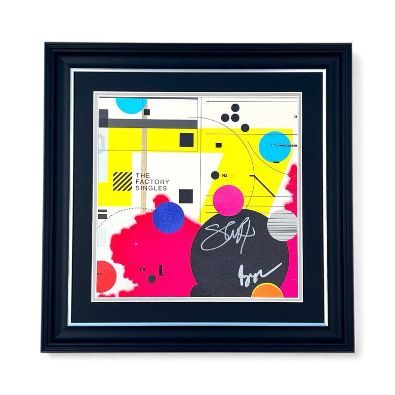 Happy Mondays Shaun Ryder & Bez Hand SIGNED “The Factory Singles” Album Cover Artwork Photo In Luxury Handmade Wooden Frame & Certificate of Authenticity Autographed Music Memorabilia Poster Happy Mondays Shaun Ryder & Bez Hand SIGNED “The Factory Singles” Album Cover Artwork Photo In Luxury Handmade Wooden Frame & Certificate of Authenticity Autographed Music Memorabilia Poster