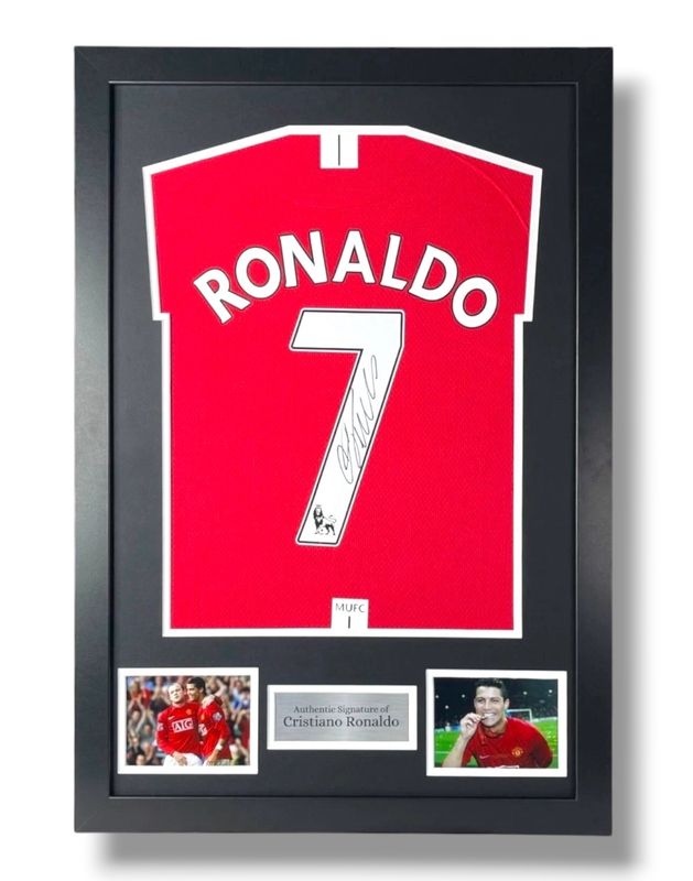 WEB EXCLUSIVE Cristiano Ronaldo Hand Signed Manchester United Shirt/Jersey In Luxury Wooden Frame & Certificate Of Authenticity Football Soccer Premier Autograph Memorabilia Certified WEB EXCLUSIVE Cristiano Ronaldo Hand Signed Manchester United Shirt/Jersey In Luxury Wooden Frame & Certificate Of Authenticity Football Soccer Premier Autograph Memorabilia Certified