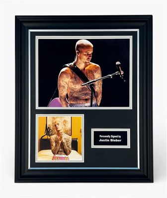 Justin Bieber Signed Photo In Luxury Handmade Wooden Frame & Certificate Of Authenticity Music Memorabilia Autograph Auto Poster