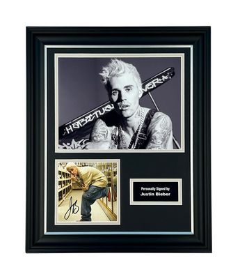 Justin Bieber Signed Photo In Luxury Handmade Wooden Frame & Certificate Of Authenticity Music Memorabilia Autograph Auto Poster Justin Bieber Signed Photo In Luxury Handmade Wooden Frame & Certificate Of Authenticity Music Memorabilia Autograph Auto Poster