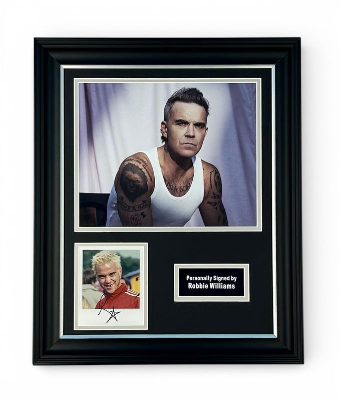 Robbie Williams Signed Photo In Luxury Handmade Wooden Frame & Certificate Of Authenticity Music Memorabilia Take That Autograph Auto Britpop Poster