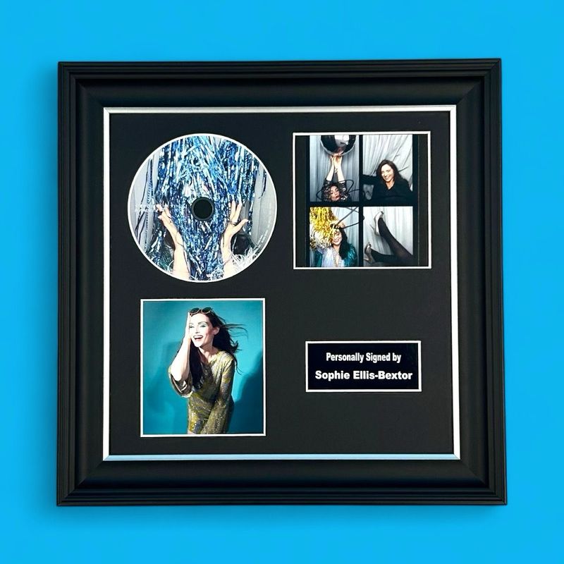 Sophie Ellis-Bextor Signed Photo & CD In Luxury Handmade Wooden Frame & Certificate Of Authenticity Music Memorabilia Theaudience Autograph Auto Perimenopop Poster