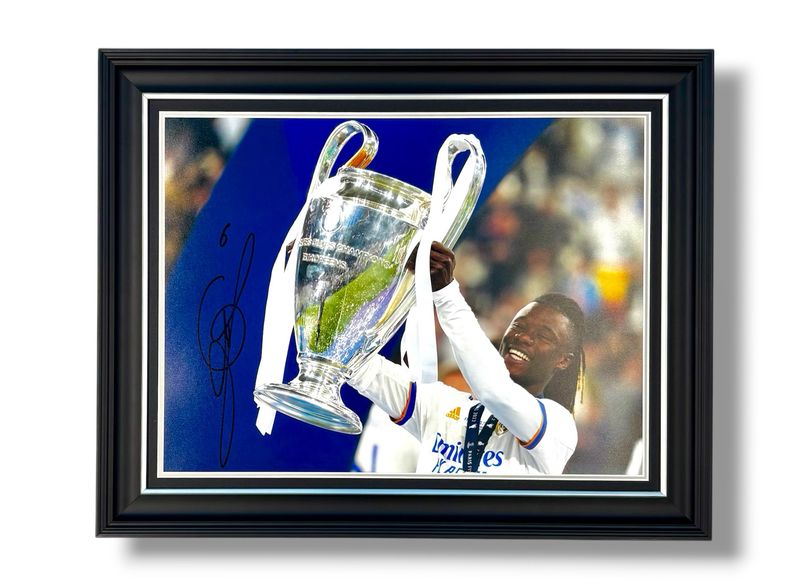 Eduardo Camavinga Signed Photo In Luxury Handmade Wooden Frame & Certificate Of Authenticity Football Soccer Memorabilia Autograph Auto Real Madrid Poster Eduardo Camavinga Signed Photo In Luxury Handmade Wooden Frame & Certificate Of Authenticity Football Soccer Memorabilia Autograph Auto Real Madrid Poster