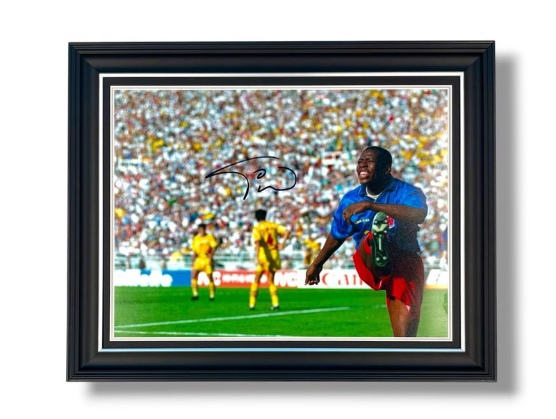 Faustino Asprilla Signed Photo In Luxury Handmade Wooden Frame & Certificate Of Authenticity Football Soccer Memorabilia Autograph Auto Colombia Poster Faustino Asprilla Signed Photo In Luxury Handmade Wooden Frame & Certificate Of Authenticity Football Soccer Memorabilia Autograph Auto Colombia Poster