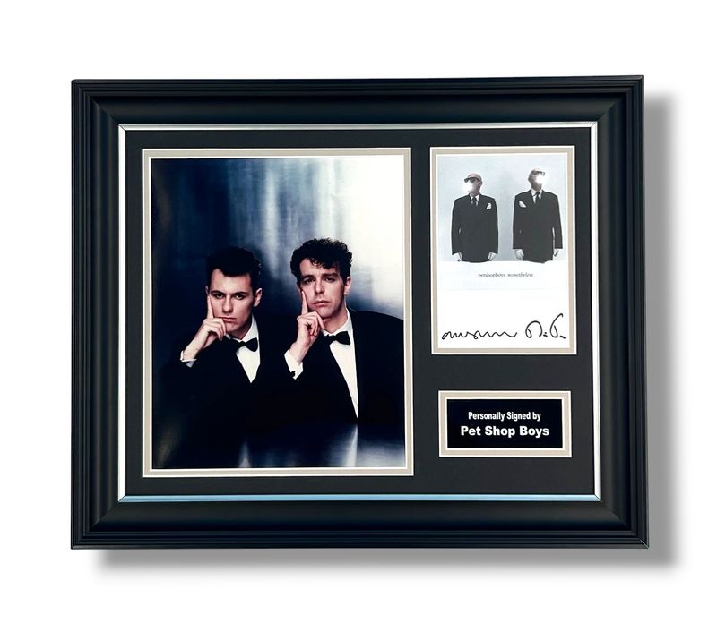Pet Shop Boys Signed Photo In Luxury Handmade Wooden Frame & Certificate Of Authenticity Music Memorabilia Autograph Auto Nonetheless Poster Pet Shop Boys Signed Photo In Luxury Handmade Wooden Frame & Certificate Of Authenticity Music Memorabilia Autograph Auto Nonetheless Poster