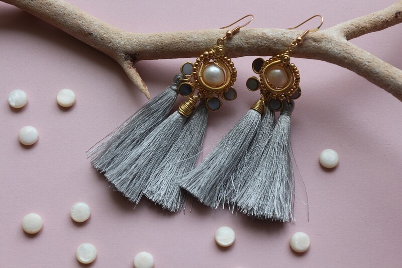 Bella perla earrings