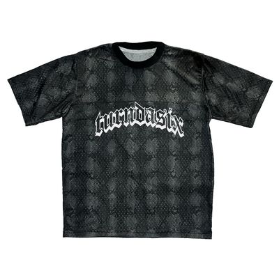 *turndasix snake tee*