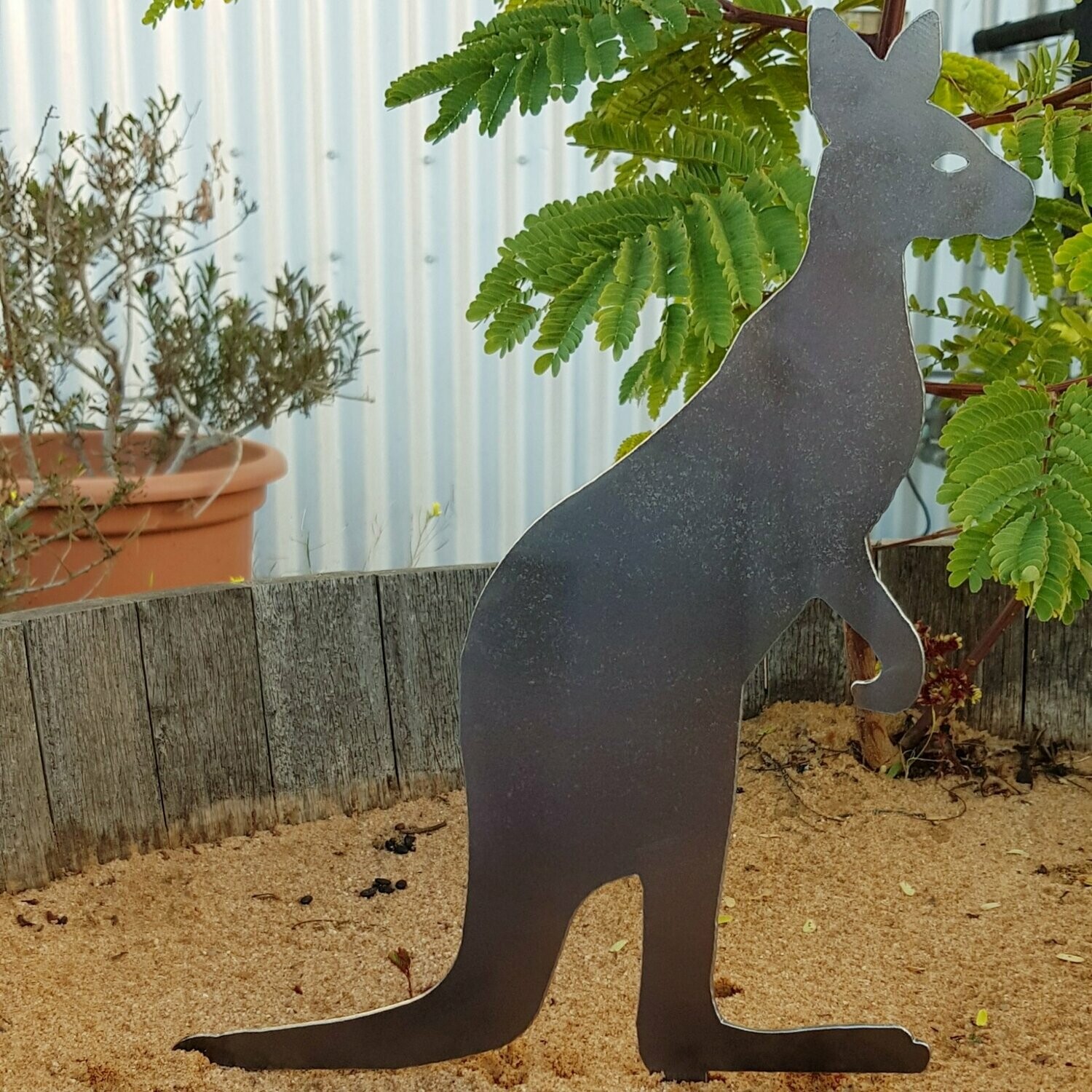 Kangaroo Garden Stake, 2mm Mild Steel