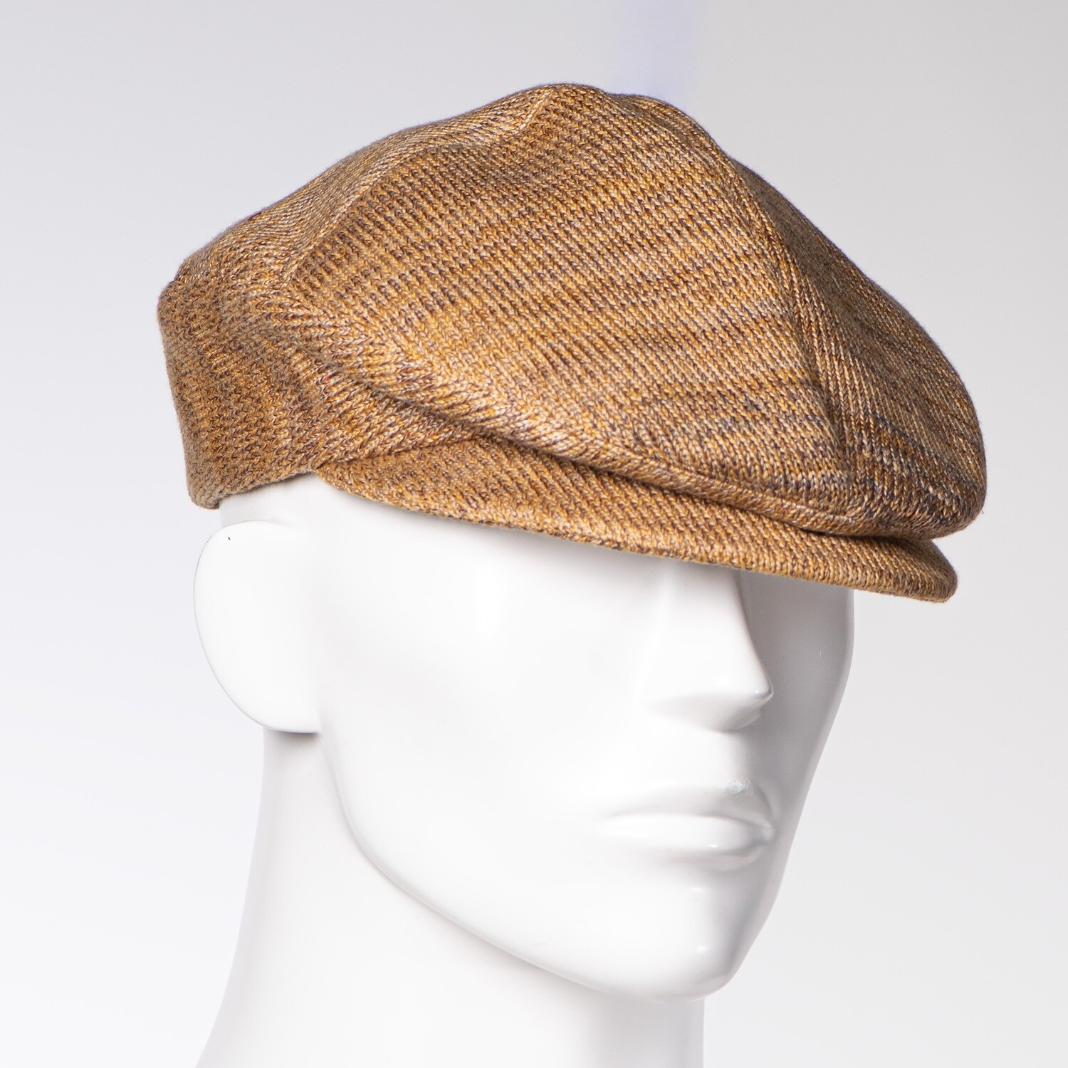 Dribble Cap in a Gradtion of Pure Cotton Melange Yarns