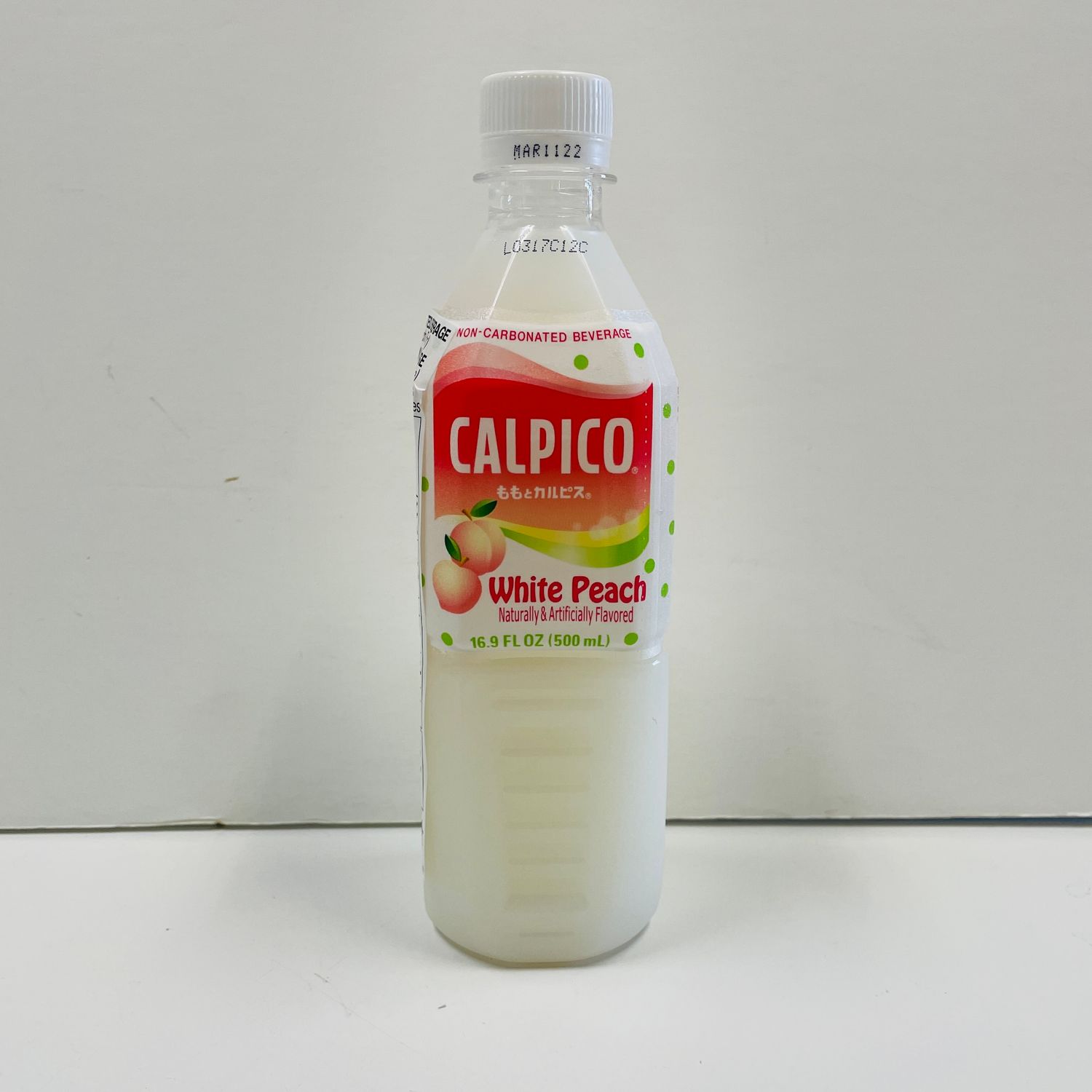 Calpico Non-Carbonated Beverage White Peach 500ml