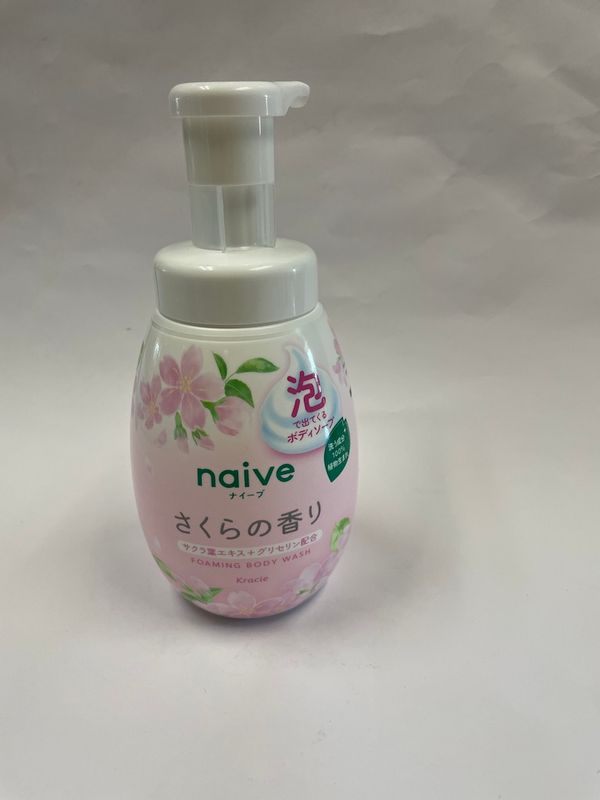 Kracie Naive Foaming Body Soap Sakura, Cherryblssom