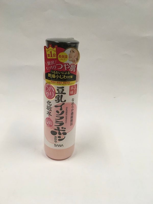 Sana Nameraka Isoflavone Q10 Lotion
