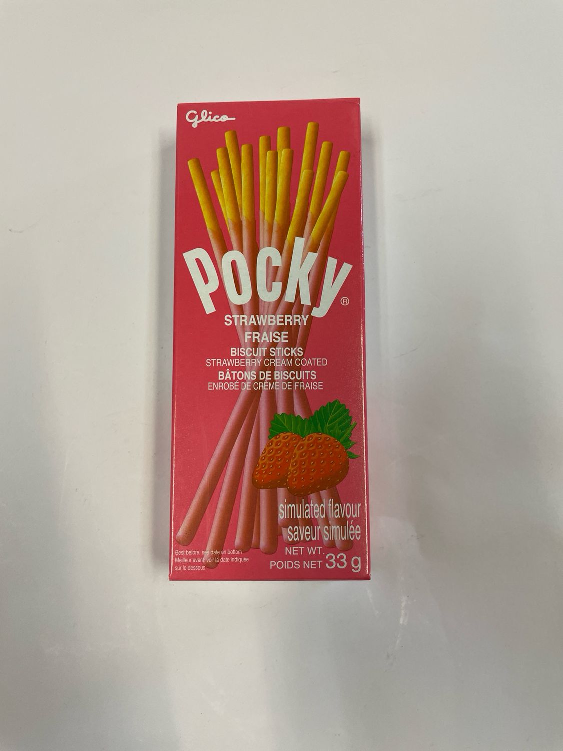 Glico Pocky Strawberry Biscuit Sticks (33g)