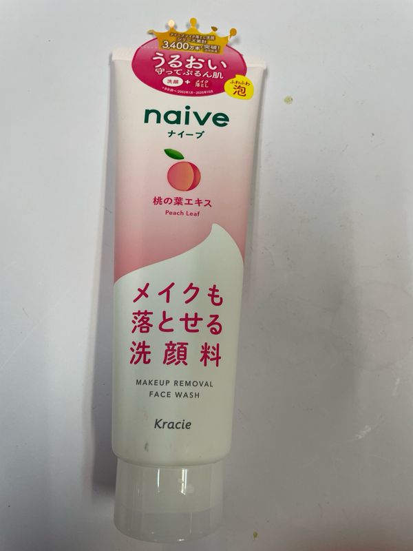 Kracie Naive Makeup Cleansing Foam Peach