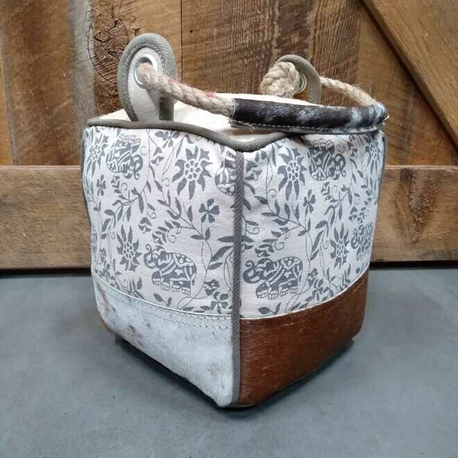 Door Stop - Hide/Canvas Sq