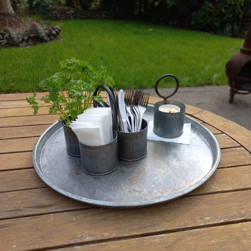 Iron Parat Tray