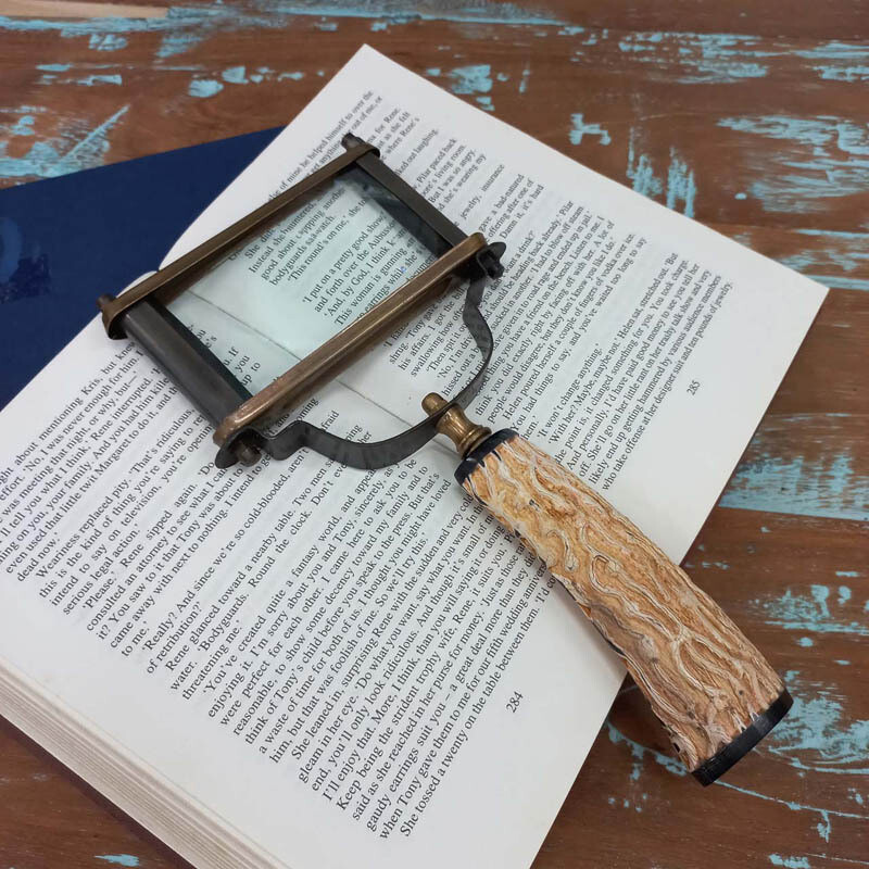 Rectangle Magnifier - Horn Wood Handle