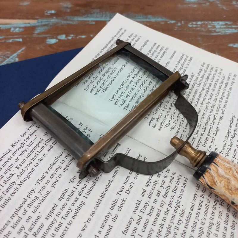 Rectangle Magnifier - Horn Wood Handle