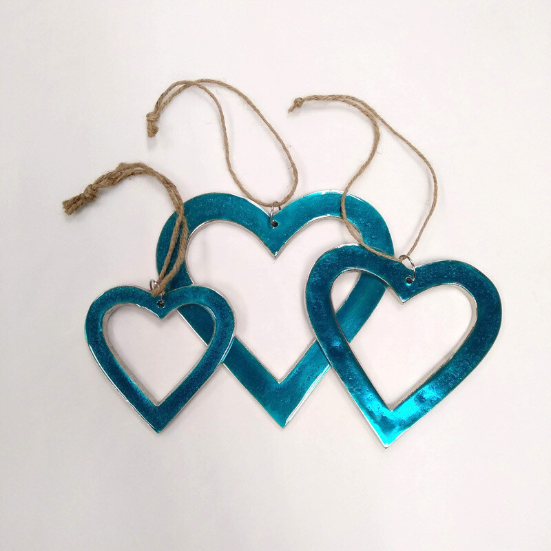 Cast Heart Aqua (3 sizes)