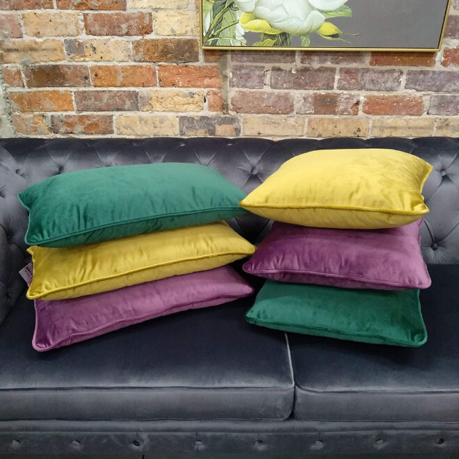 Sq Velvet Cushion