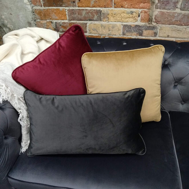 Rec Velvet Cushion