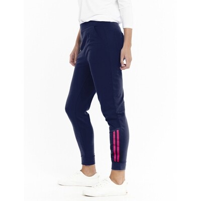 Queens Jogger - Midnight Ruby