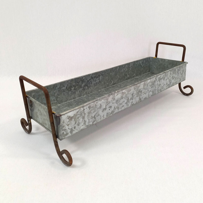 Rect Tray with Legs Galv.