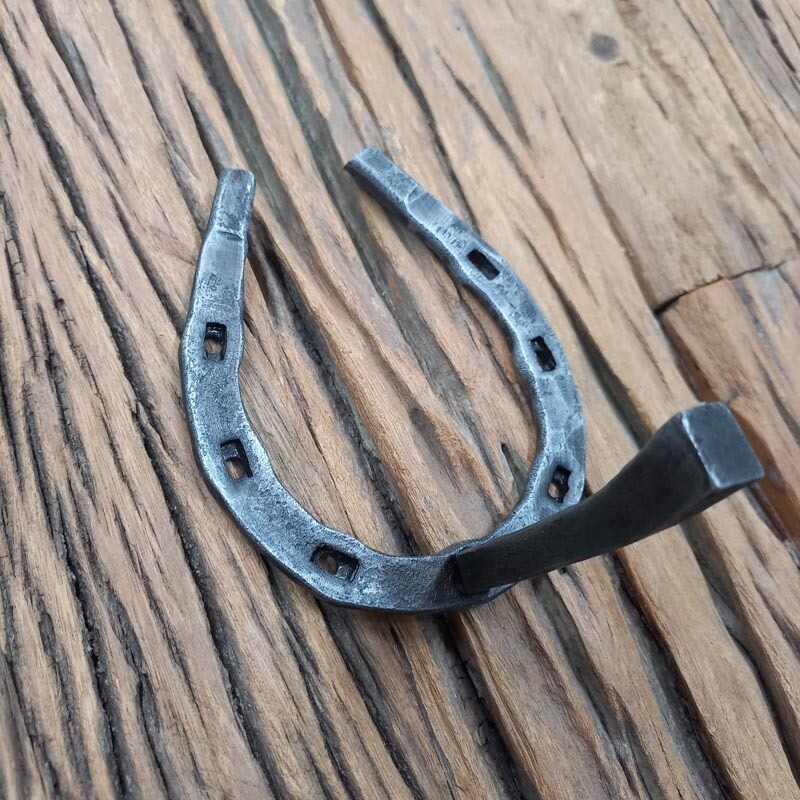 Horse Shoe - Single Hook