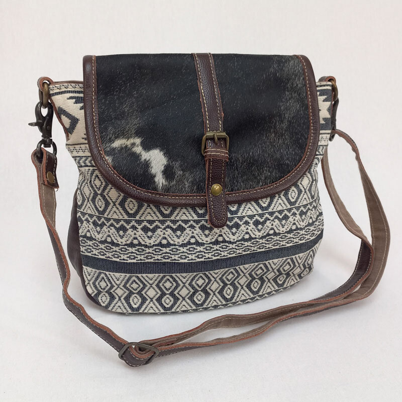 Cindy - Hide/Canvas Crossbody Bag