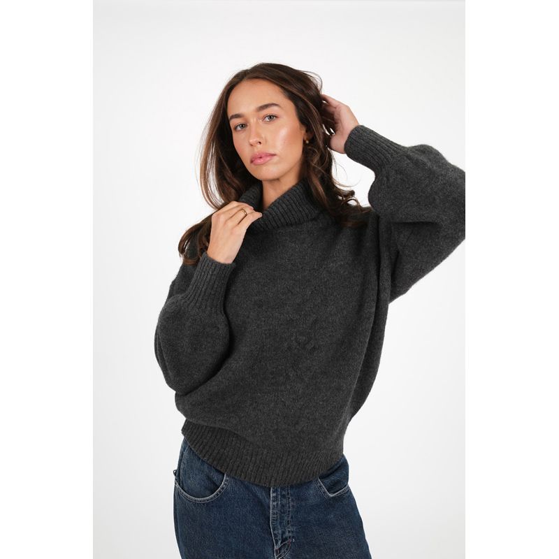 Cable Knit Jumper - Charcoal